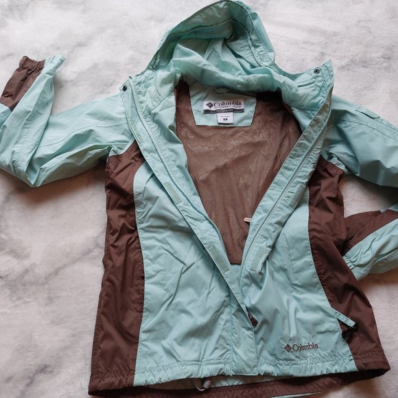 Columbia Jackets & Blazers - Columbia Rain Jacket | Size Small | Blue and Brown Color